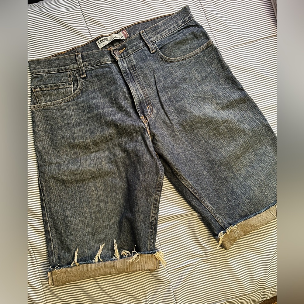 #Vintage #Levis #Jeans #Ripped #Shorts #Size #Waist 32 #LikeNew